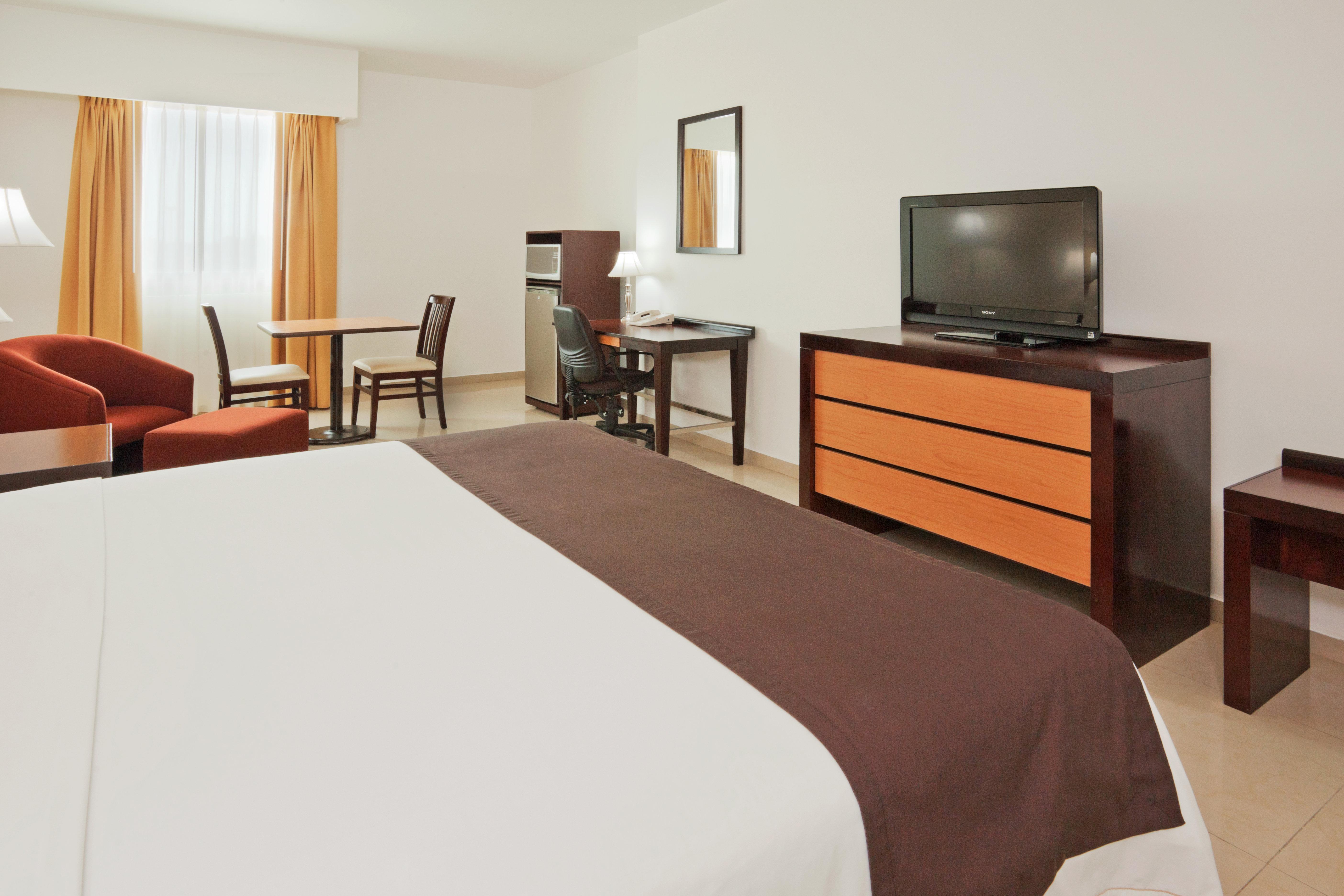 Holiday Inn Express Paraiso - Dos Bocas, An Ihg Hotel Екстер'єр фото