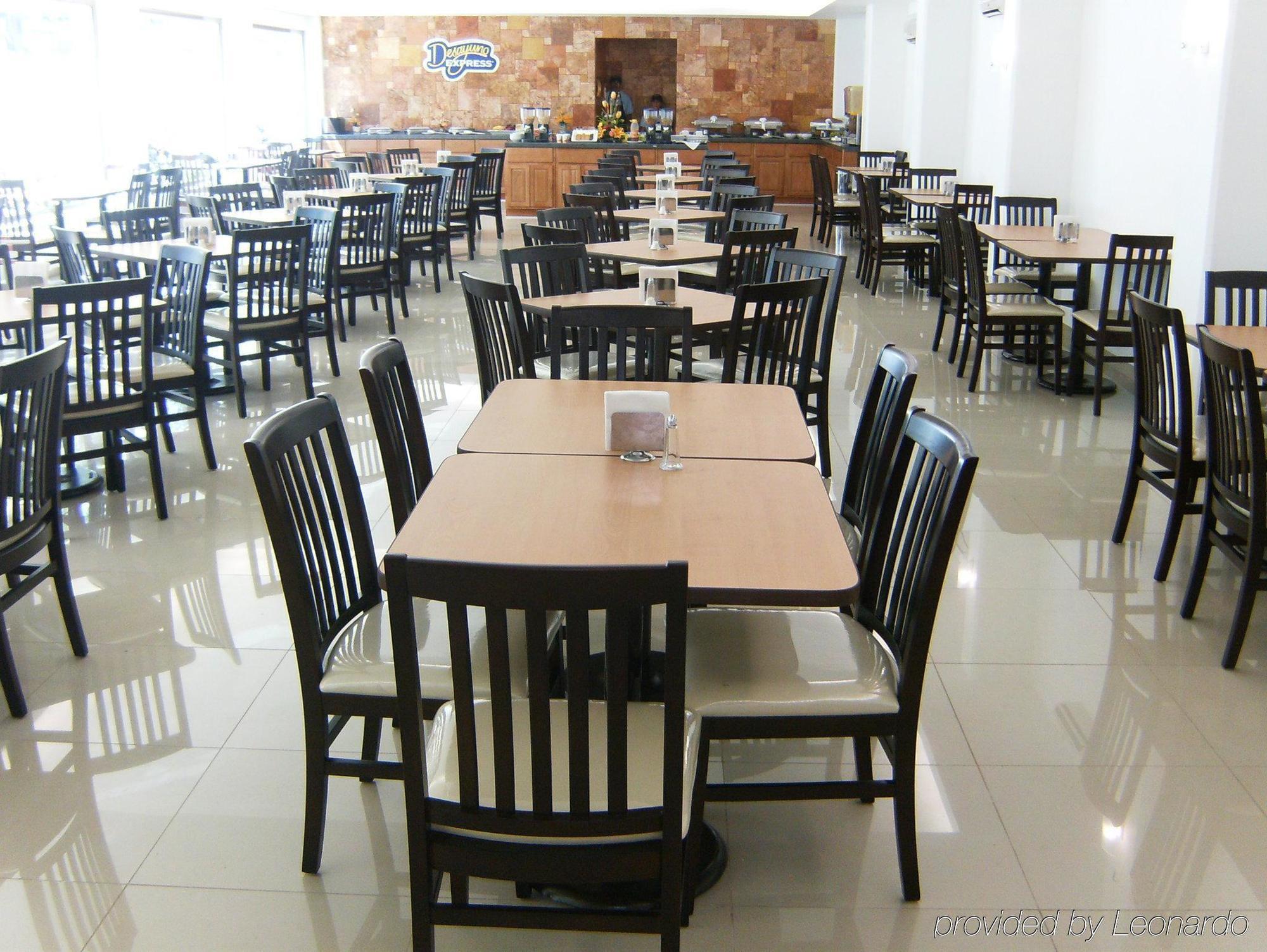 Holiday Inn Express Paraiso - Dos Bocas, An Ihg Hotel Ресторан фото